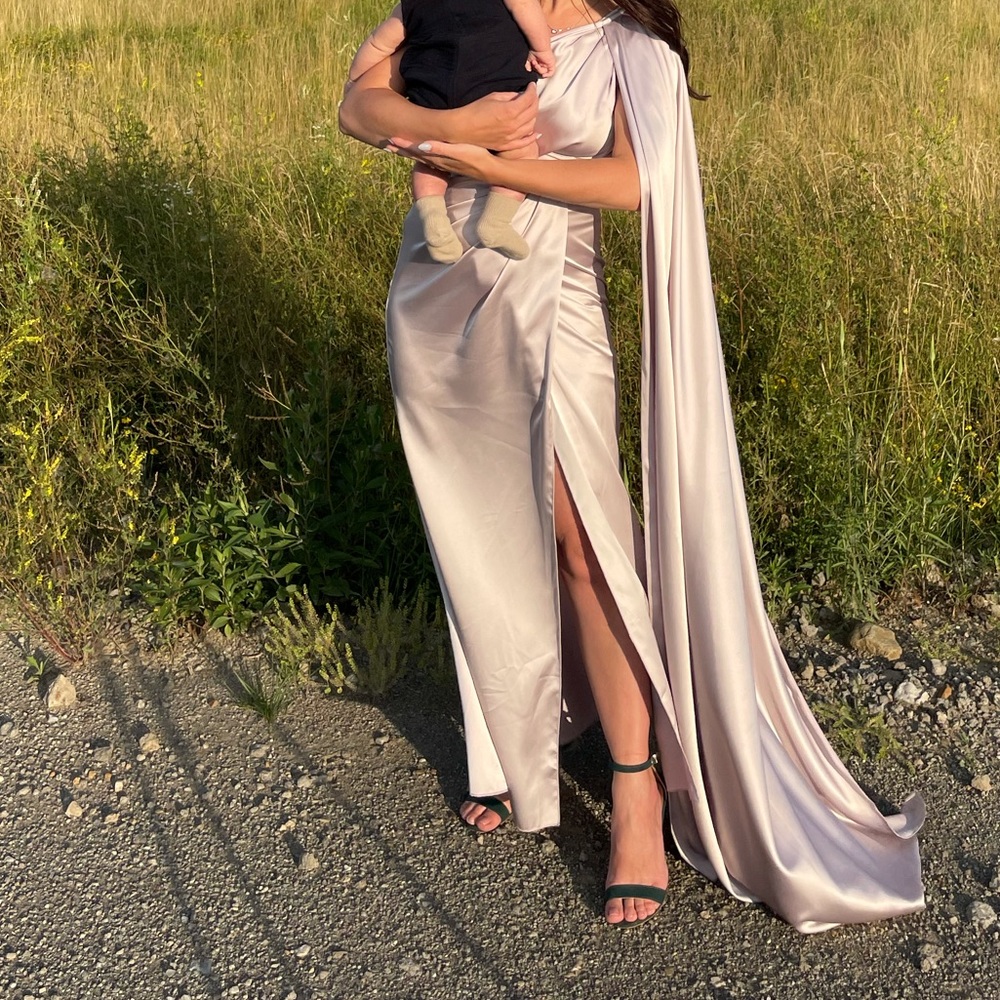 One Shoulder dress with drape